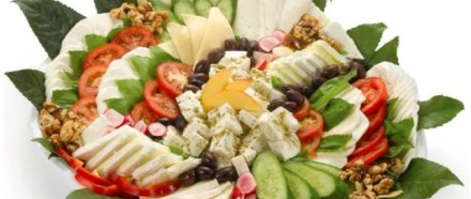 מגשי אירוח חלבי